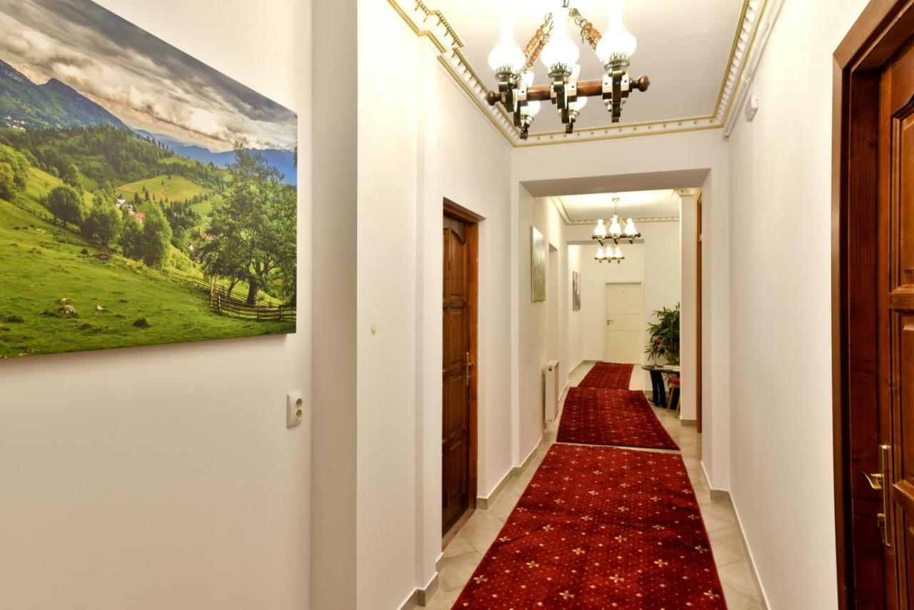 Top Royal Central Brasov Ngoại thất bức ảnh