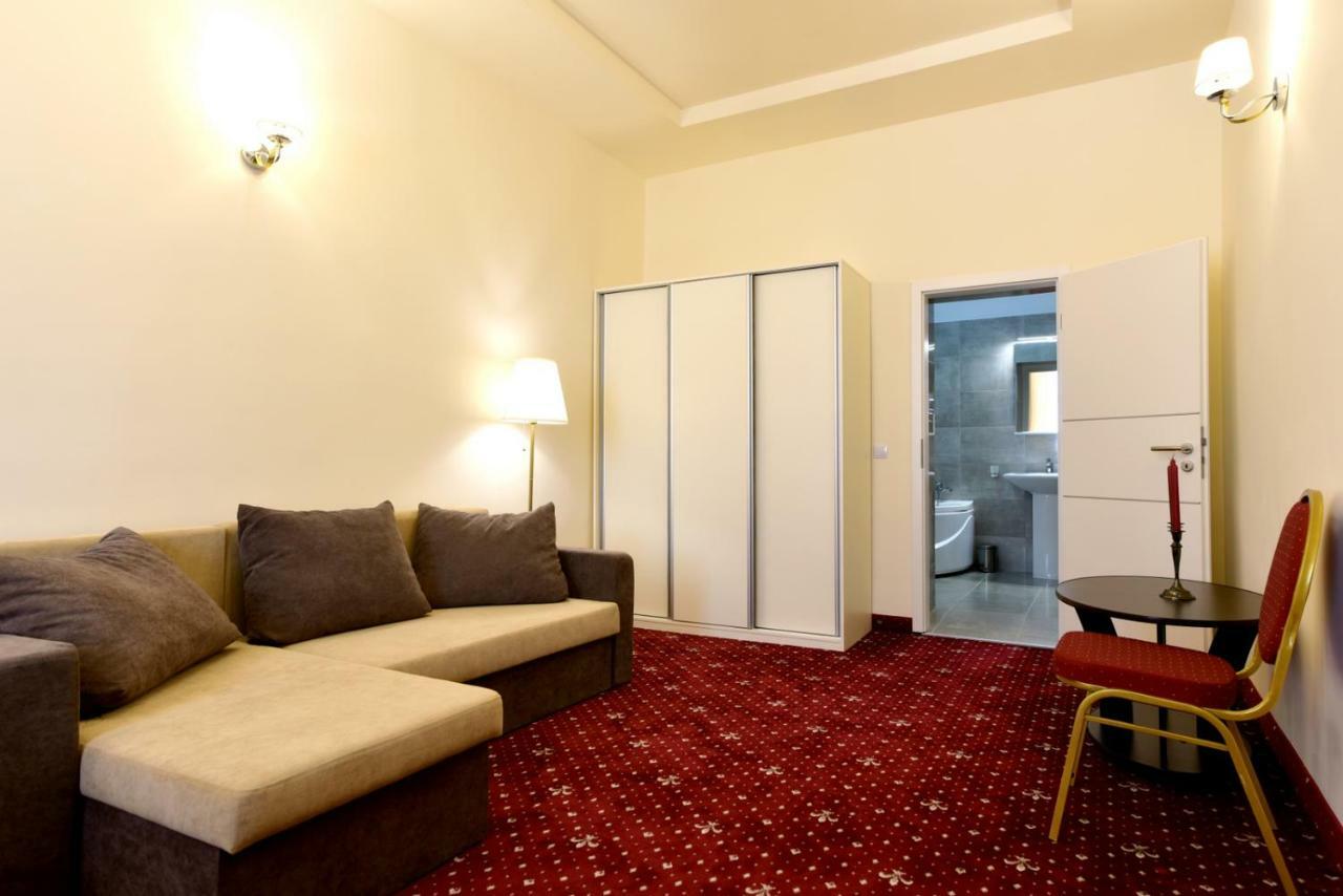 Top Royal Central Brasov Ngoại thất bức ảnh