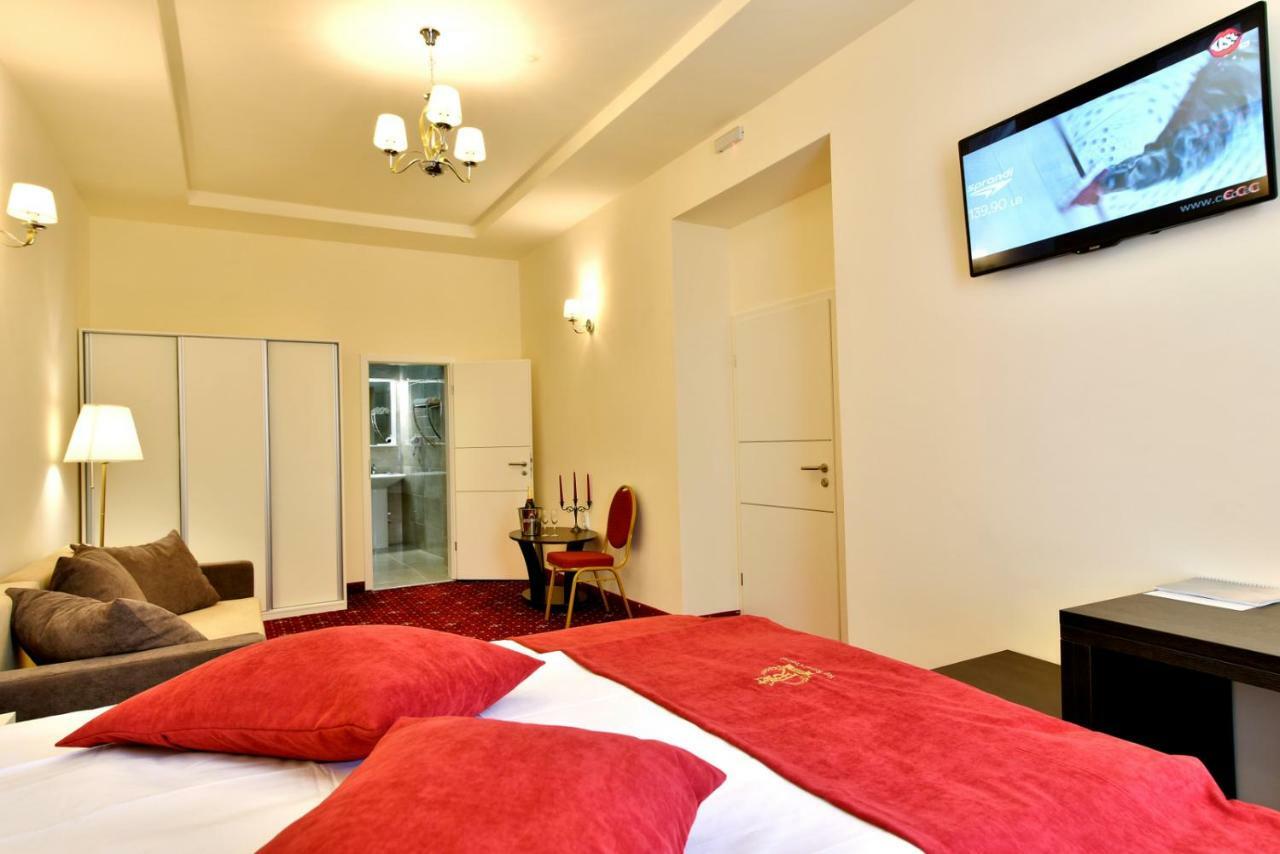 Top Royal Central Brasov Ngoại thất bức ảnh